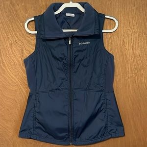Navy blue Columbia vest